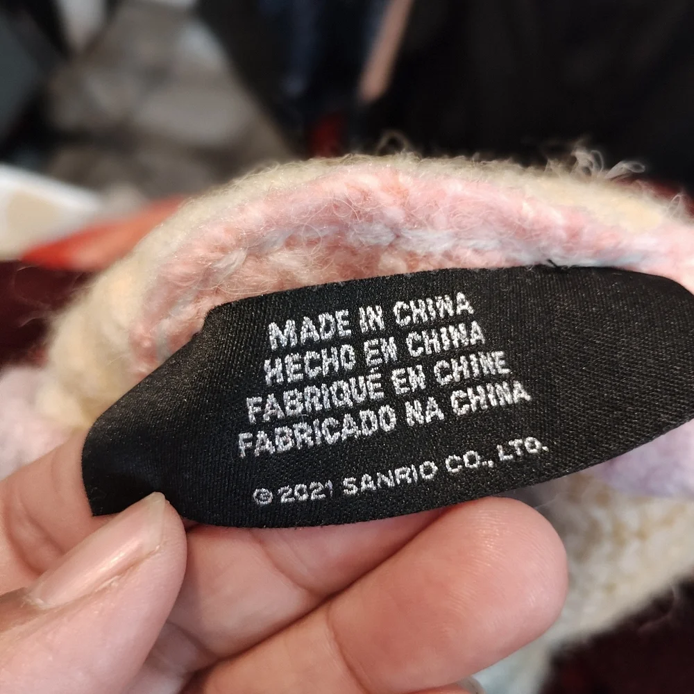 Forever 21 Pastel Rainbow Hello Kitty Crewneck Sweater. 23 Pit To Pit. - Picture 5 of 14